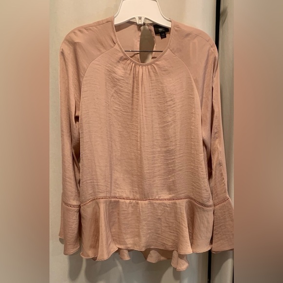 Mossimo Women's Rose Pink Dress Blouse, Tulip Sleeves, Ruffle Button; Size XS - Picture 3 of 8
